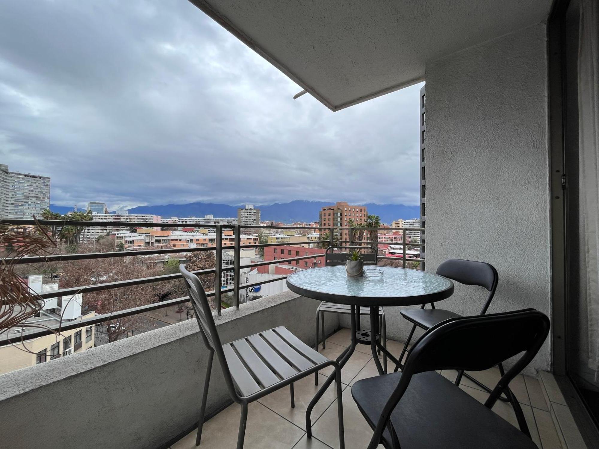 Apartamentos City Centro Manuel Montt Сантьяго Экстерьер фото